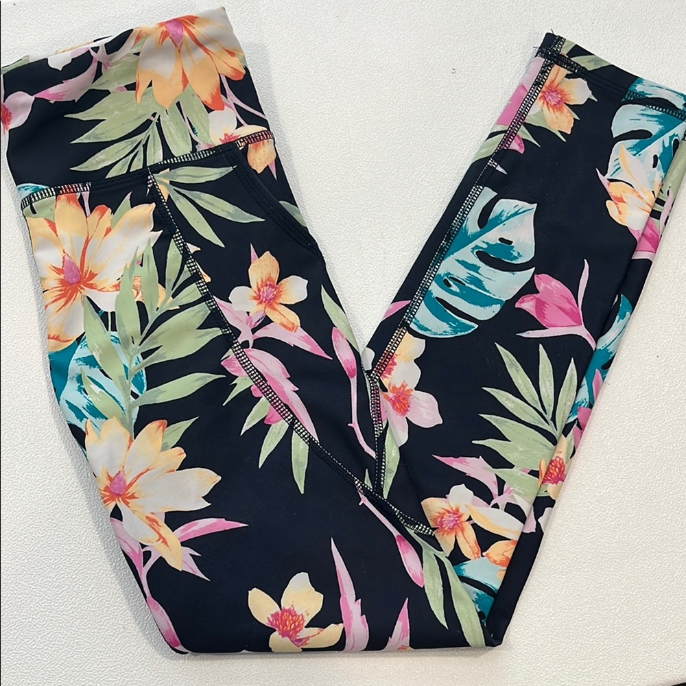 Old Navy Black and Pink Floral Leggings Full-Length - Athletic Leggings